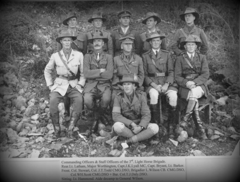 File:Commanders.jpg
