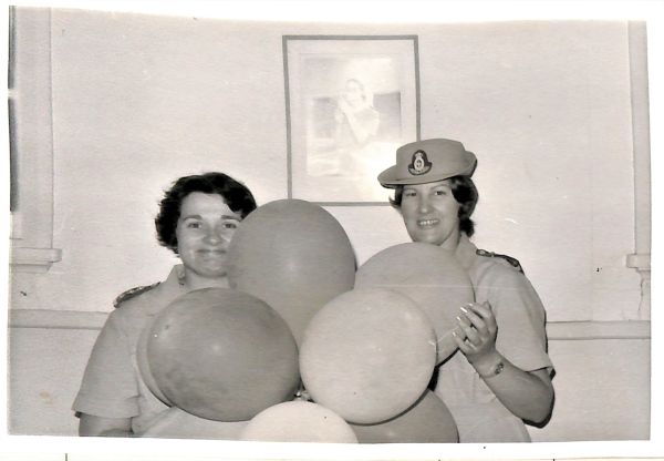 1972 Passing out Parade of the Senior Non-Commissioned Officers Course, Junior Non-Commissioned Officers Course and the Recruit Course, Capt Stevens, Capt McDonald