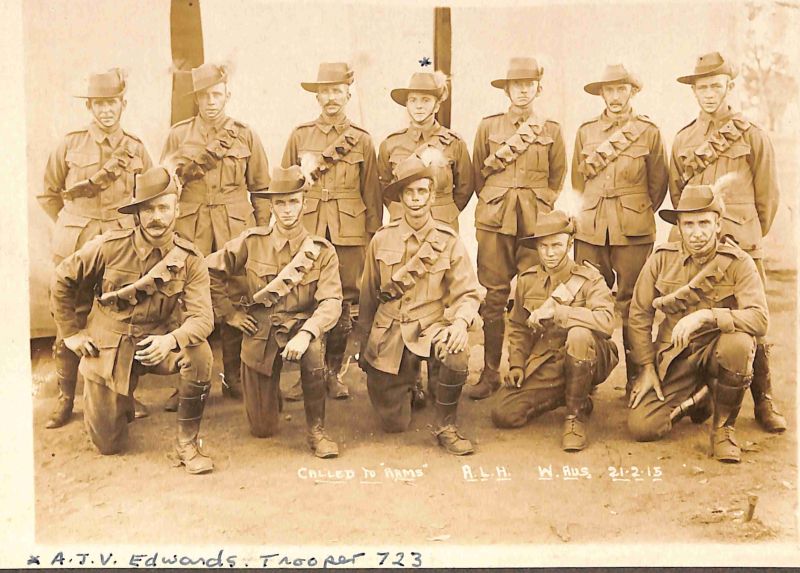 File:P2 Album 1 172.jpg
