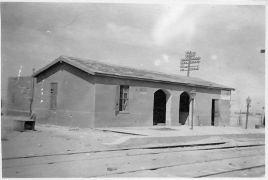Alamein Station