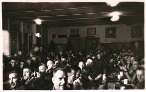 dinner given for old diggers to 1 in 10 of present day Anzacz - Hohenfals 2 Jul 1944