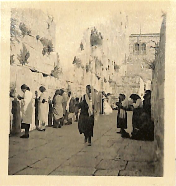 File:PD552.035.jpg