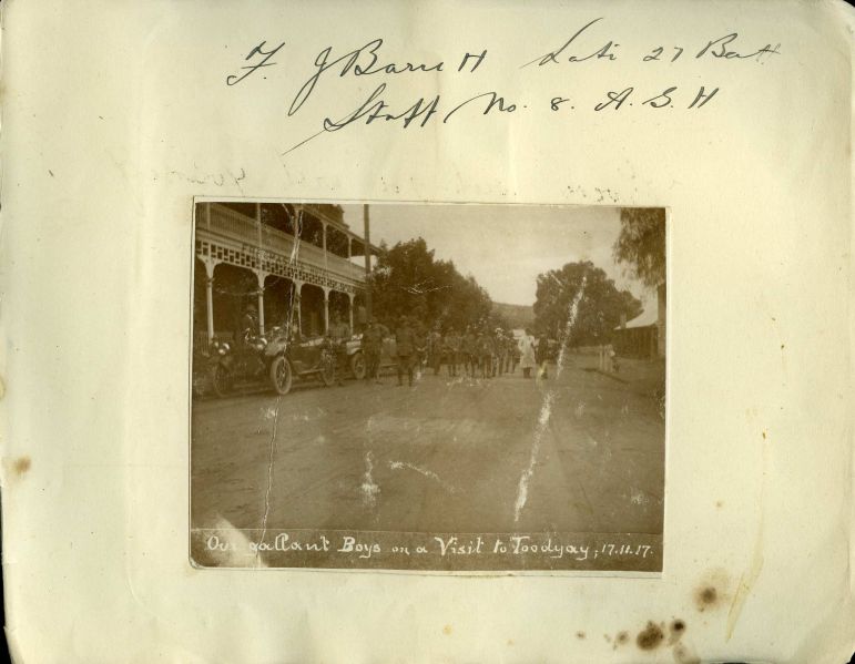 File:PD992.235.jpg