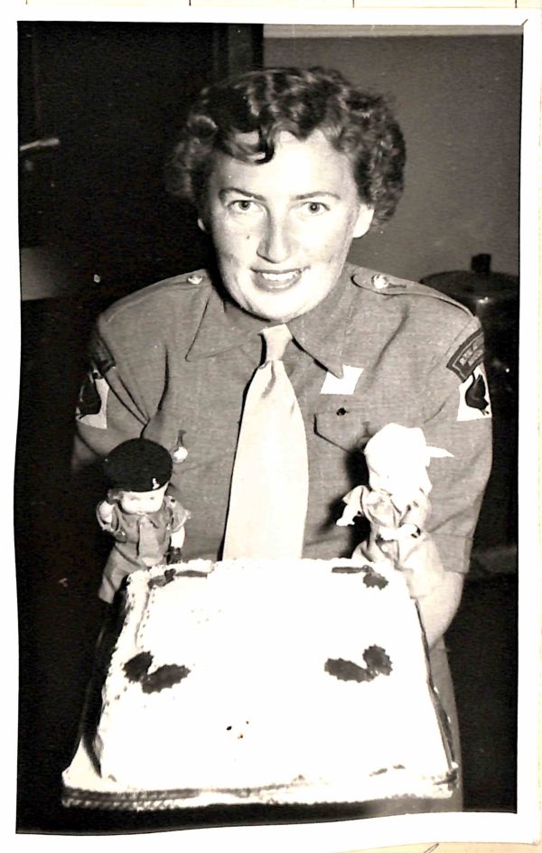 1953 Christmas cake made by Margaret Mason